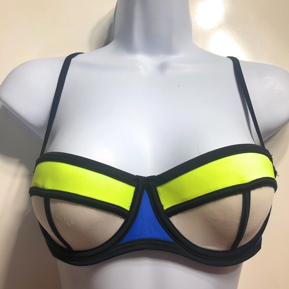 Triangl Neoprene Bikini Top - Picture 1 of 5